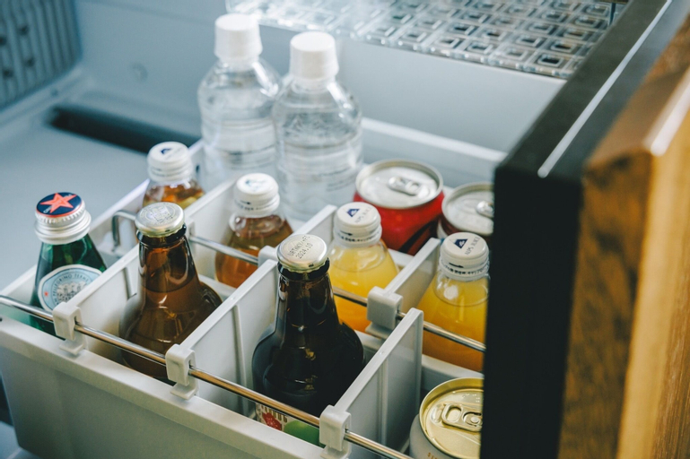 Food & Drinks