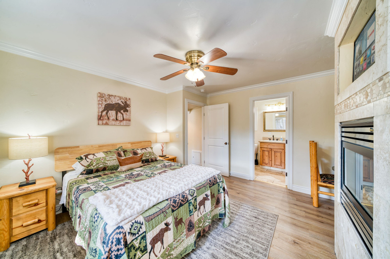 Bedroom 16