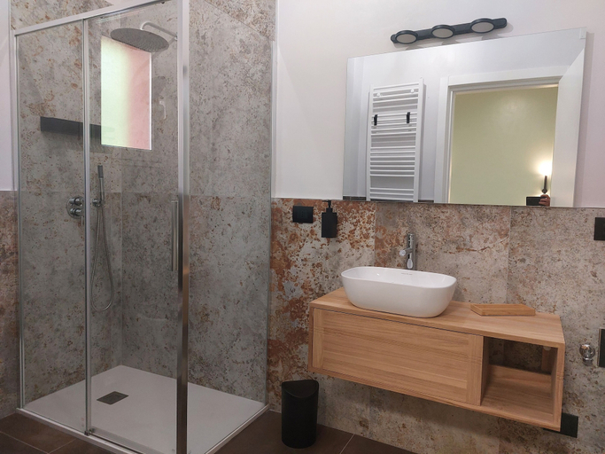 Bathroom, Mondo7, Bologna