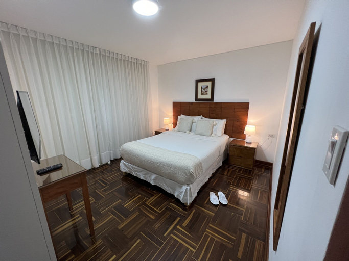 San Isidro Olivar 2 Bedroom Apartment, Lima
