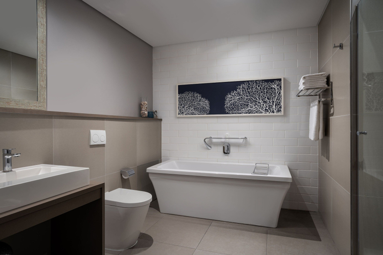 Bathroom 5, Protea Hotel by Marriott Cape Town Sea Point, City of Cape Town