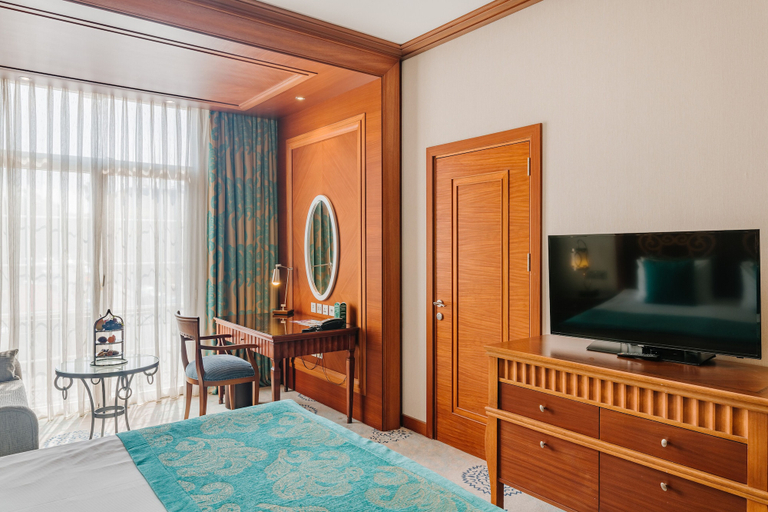 Bedroom 3, The Arkin Colony Hotel