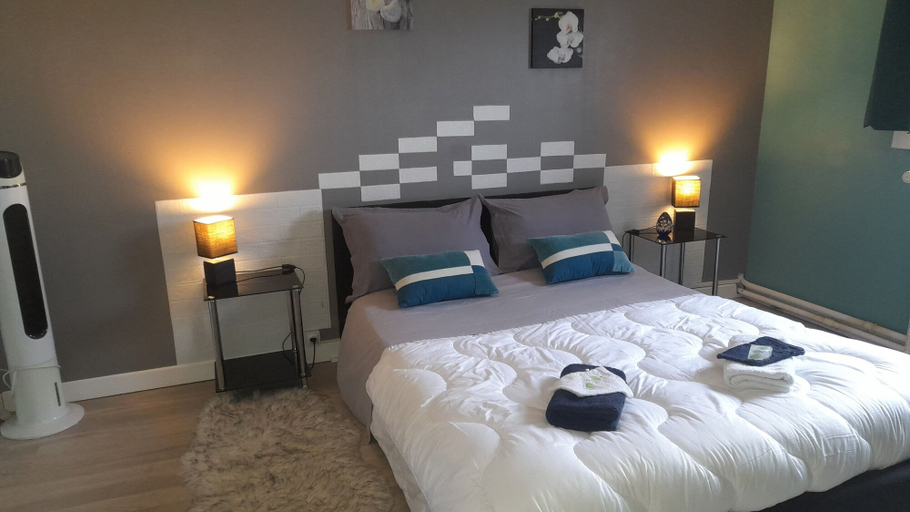 Bedroom 3, Chambres d'Hôtes DM, Ille-et-Vilaine