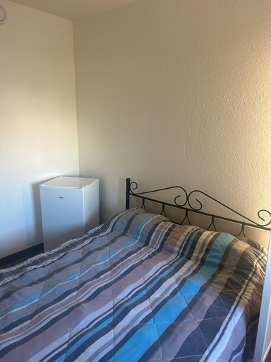 Bedroom 3, FYL Hôtel  Saint Pol, Nord