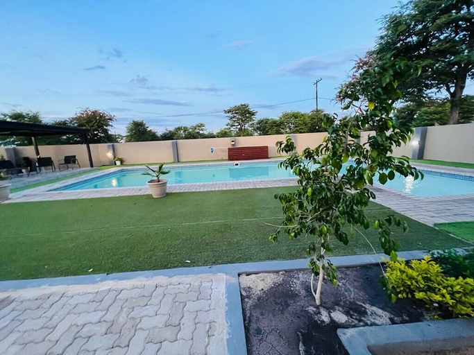 Sport & Beauty, Boalotswe Inn, Ngamiland East