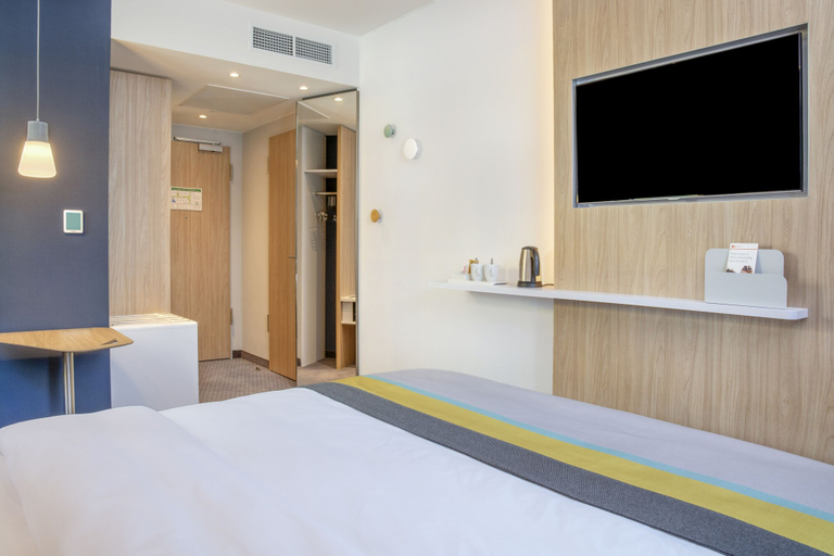 Bedroom 5, Holiday Inn Express KARLSRUHE - CITY PARK by IHG, Karlsruhe