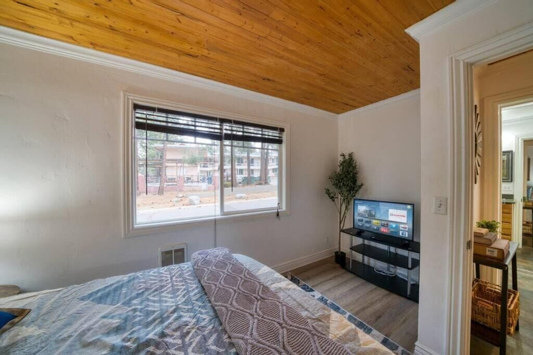 Bedroom 16