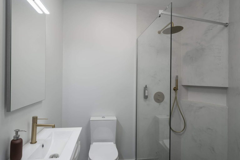 Bathroom 3, Family Vacation With Private Pool - Vila Chu, Ponta do Sol