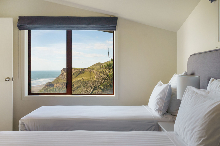 Bedroom 3, Castaways Resort, Franklin