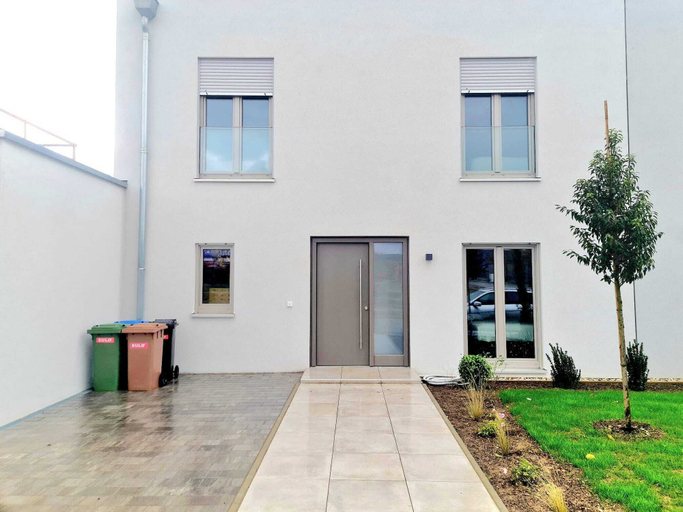 Exterior & Views, Spacious & Luxurious 5 bedrooms House, Esch-sur-Alzette