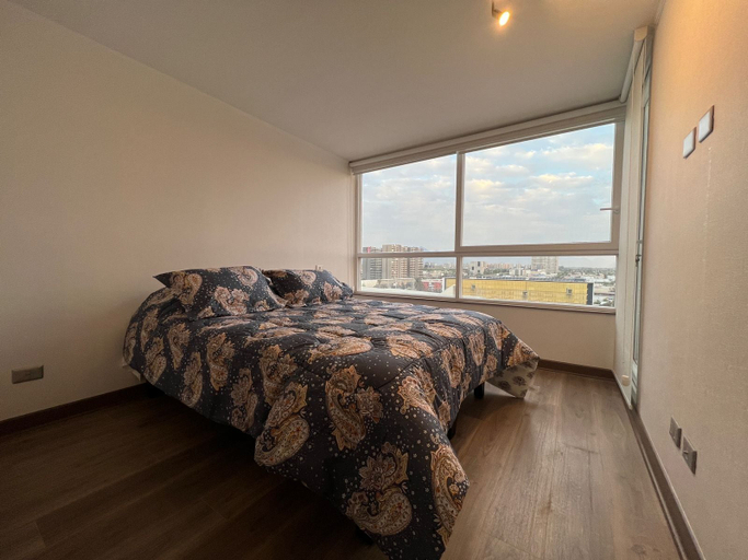 Bedroom 3, Loica Host, Cordillera