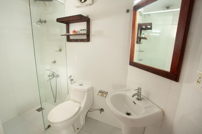 Bathroom, Ananda Cherai, Ernakulam