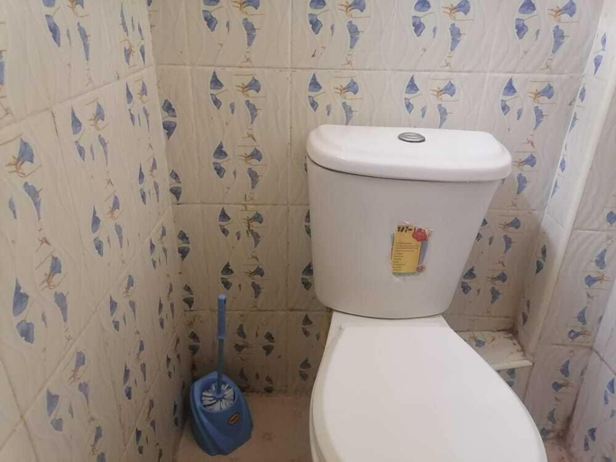 Bathroom 2, Lux Suites Trm drive Studio Apartments, Roysambu
