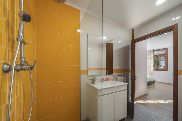 Bathroom 3, Casa Strelitzia by An Island Apart, Funchal