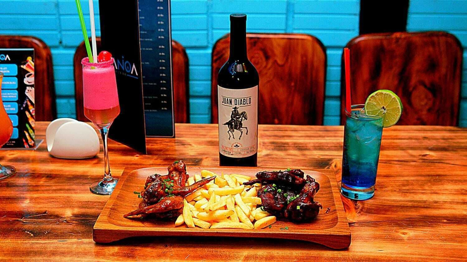 Food & Drinks 5, Hostel Canoa, Pedro Domingo Murillo