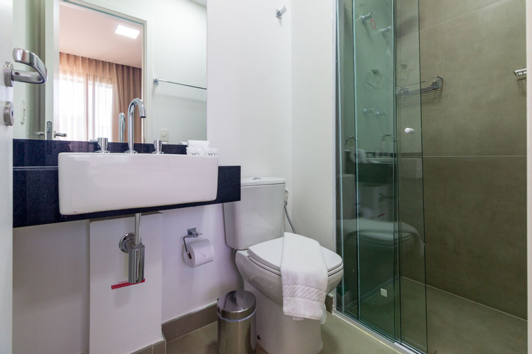 Bathroom 4
