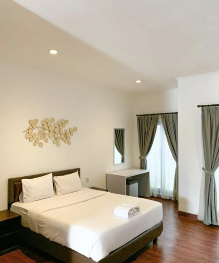 Bedroom 3, Two Rich Hotel & Sport Center, Jepara