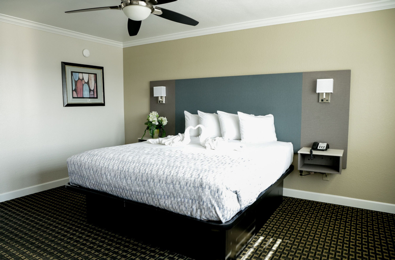 Bedroom 8
