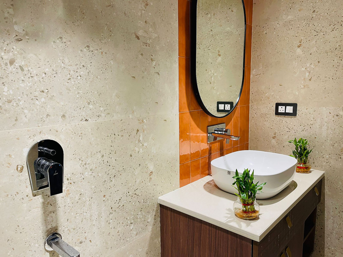 Bathroom 3, Roomshala 134 Premium Rooms Saket, Delhi