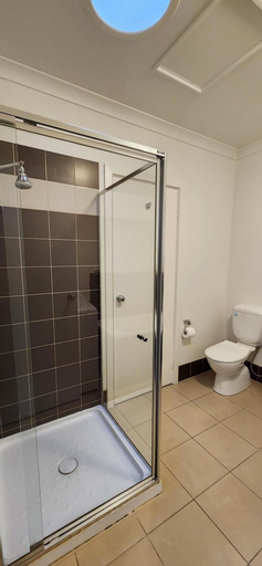 Bathroom 12