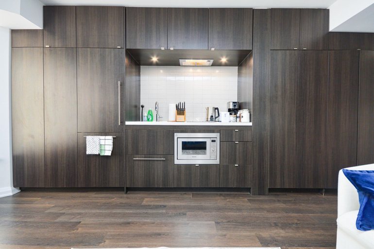 Others 5, Yorkville Modern 1 Bedroom Suite Toronto, Toronto