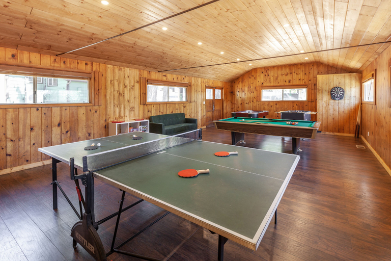 Others 5, Tahquitz Pines Retreat, Riverside