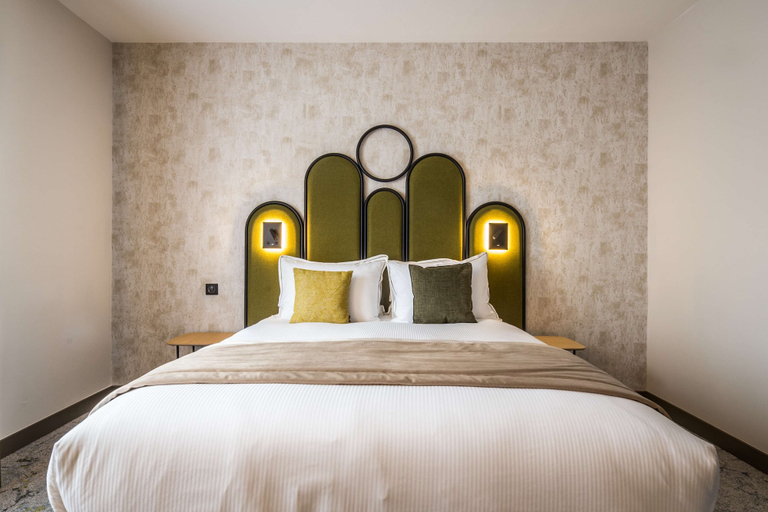 Bedroom 5, Best Western Le Relais du Vigneron, Marne