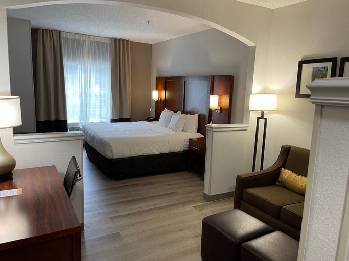 Bedroom 4, Comfort Suites Salisbury I-85, Rowan