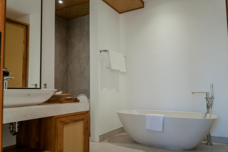 Bathroom 3, Ophelia Villa Canggu, Badung