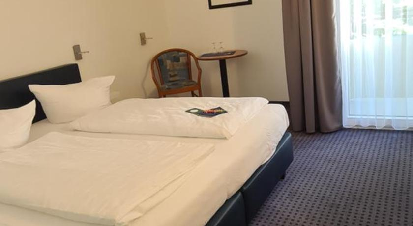 Bedroom 2, Aparthotel Hoper, Verden