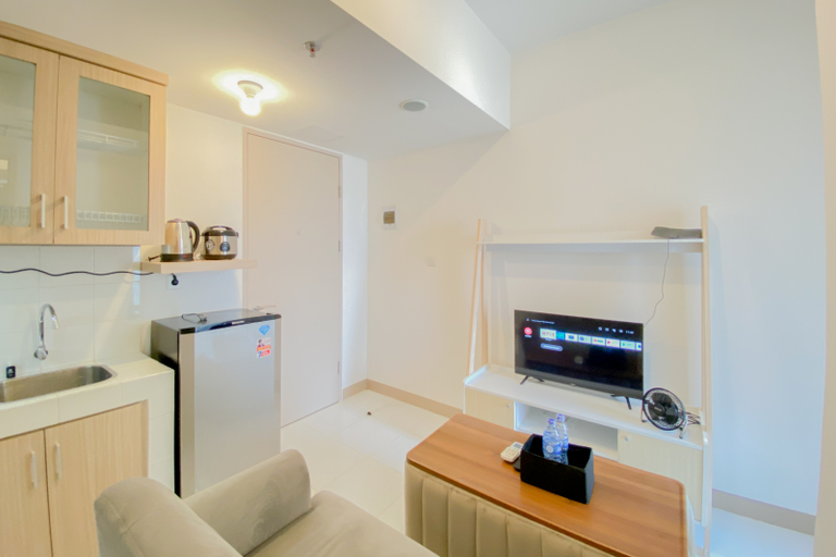 Others 2, Serene and Nice 2BR at Tokyo Riverside PIK 2 Apartment By Travelio, Tangerang