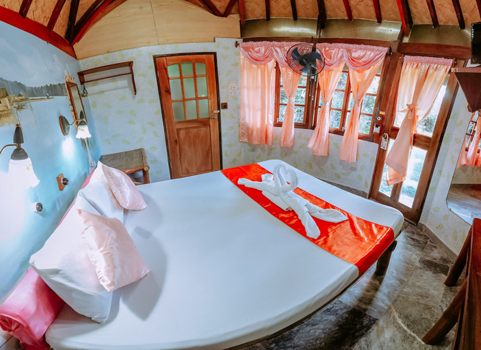 Bedroom 2, KokosNuss Garden Resort, Coron