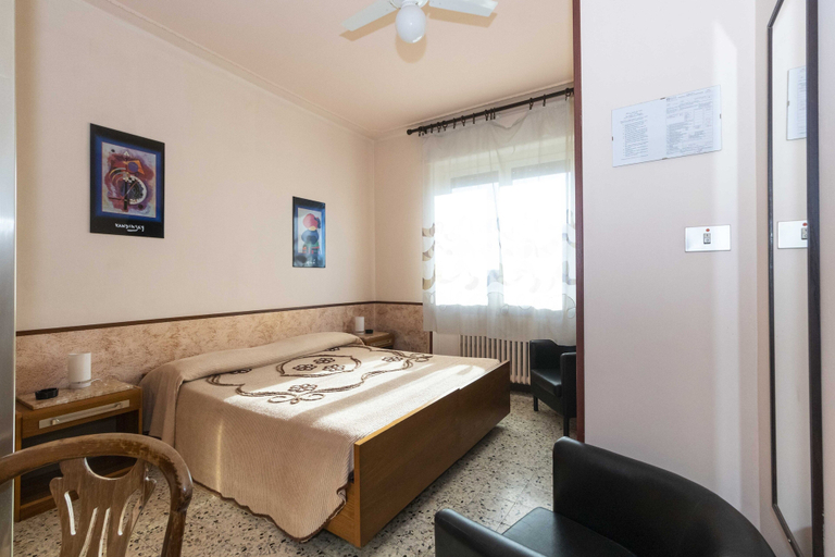 Bedroom 4, Albergo Antico Tre Valli, Torino
