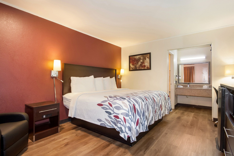 Bedroom 3, Red Roof Inn Santee, Orangeburg