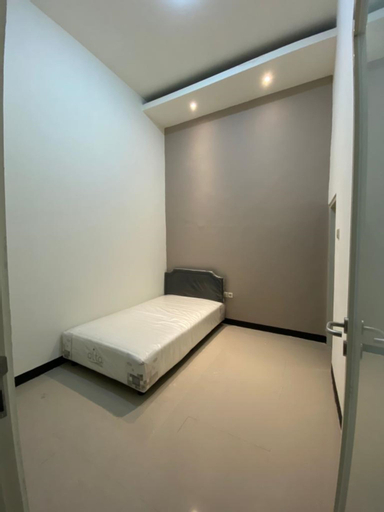 Bedroom 5, The Ritzy Zaza House, Surabaya