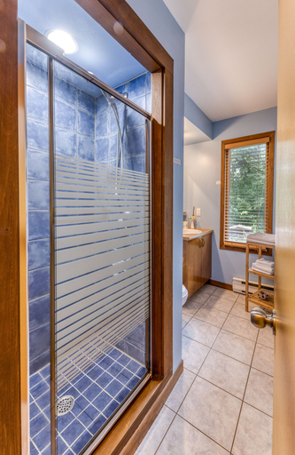 Bathroom 3, Le Domaine de l'Étang, La Nouvelle-Beauce