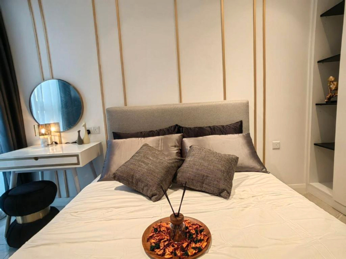 Bedroom 13