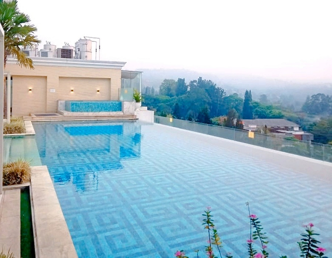 Sport & Beauty 2, Artdeco Lux Apartment with Mountain View, Bandung
