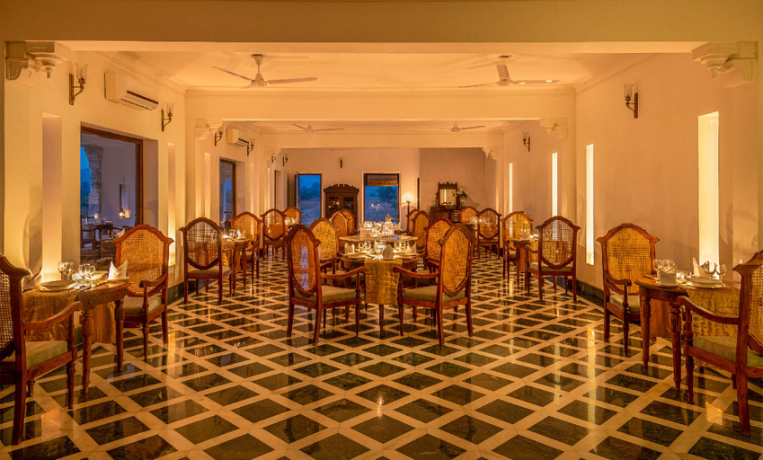Food & Drinks 5, Kesarbagh, Pali