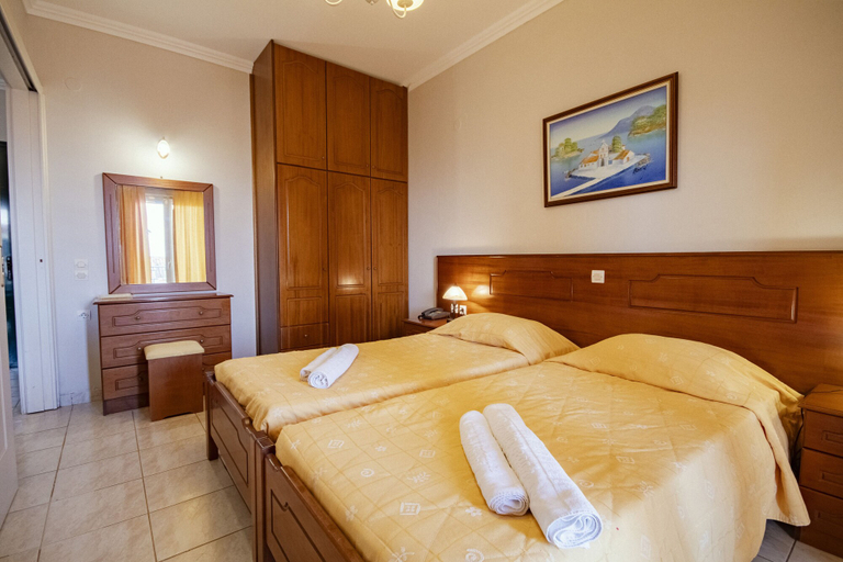 Bedroom 3, Robolla Beach Aparthotel, Ionian Islands