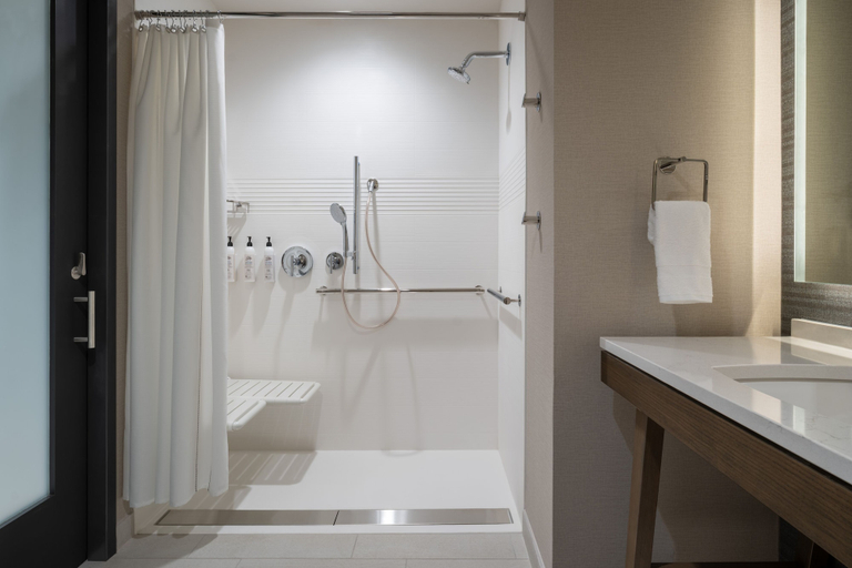 Bathroom 3, Delta Hotels by Marriott Wichita Falls Convention Center, Wichita