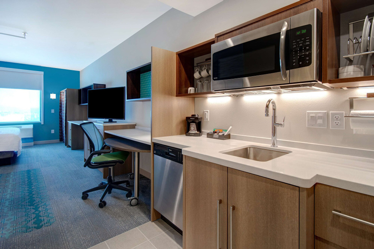 Dining Room 26