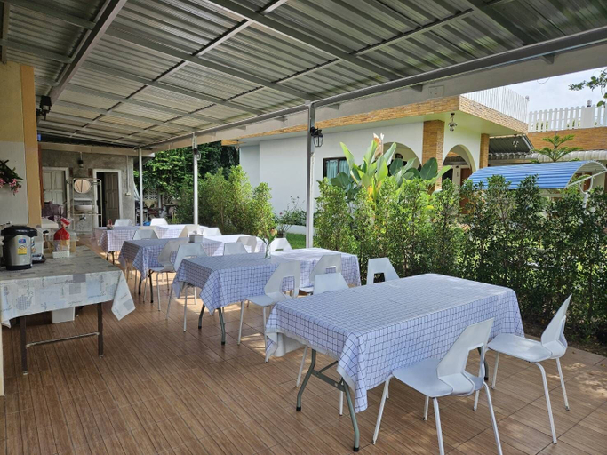 Food & Drinks 4, Charming Home Resort, Suan Phung