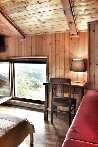 Bedroom 5, Villa Belvedere Langhe, Cuneo