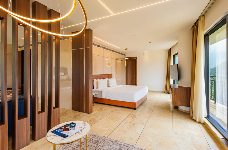 Bedroom 4, Fezinn Hotel, Kozhikode