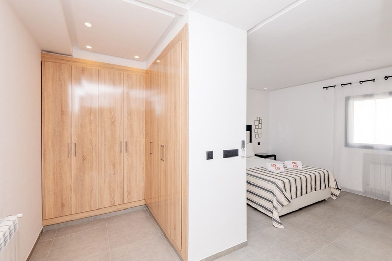 Bedroom 2, Paul Verlaine, La Marsa