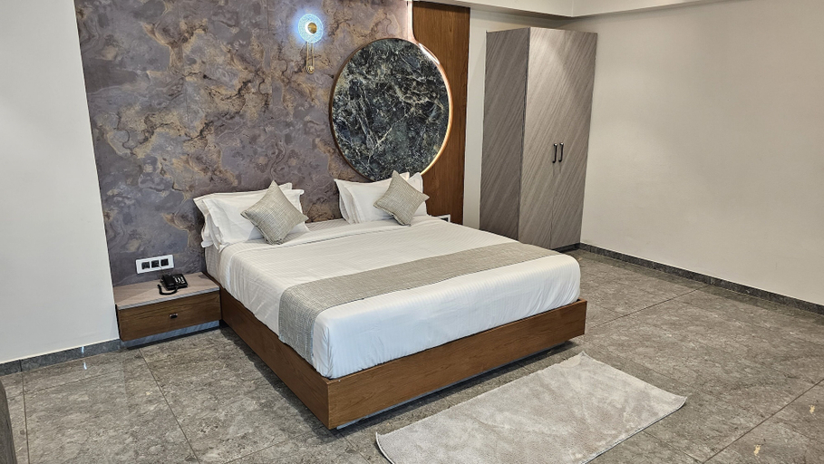 Bedroom 3, Hotel Rd's, Ahmadabad