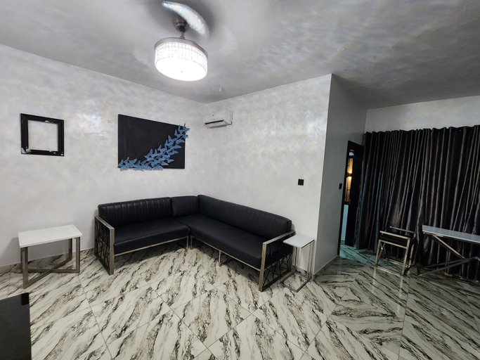 Others 5, The Milton Apartment, Kosofe
