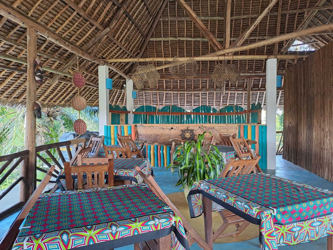 Food & Drinks 5, Villa Adelina Zanzibar, Kaskazini 'B'