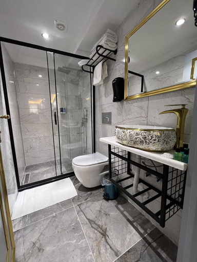 Bathroom 4, Taksim Larissa Residence, Beyoğlu